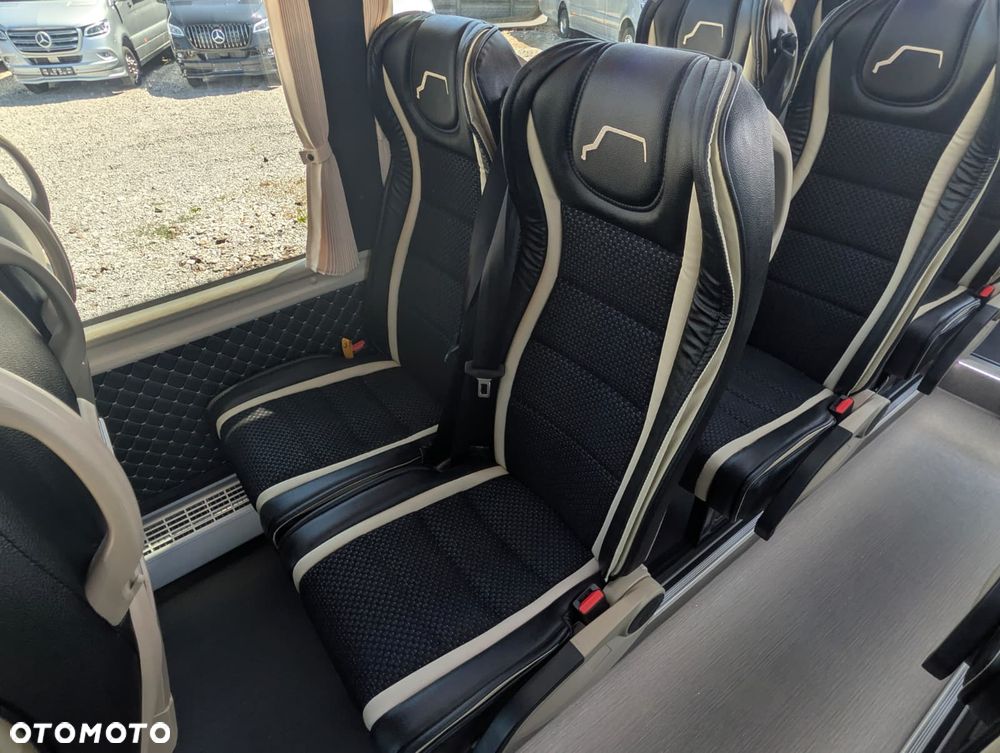 Mercedes-Benz Sprinter 519 - 26