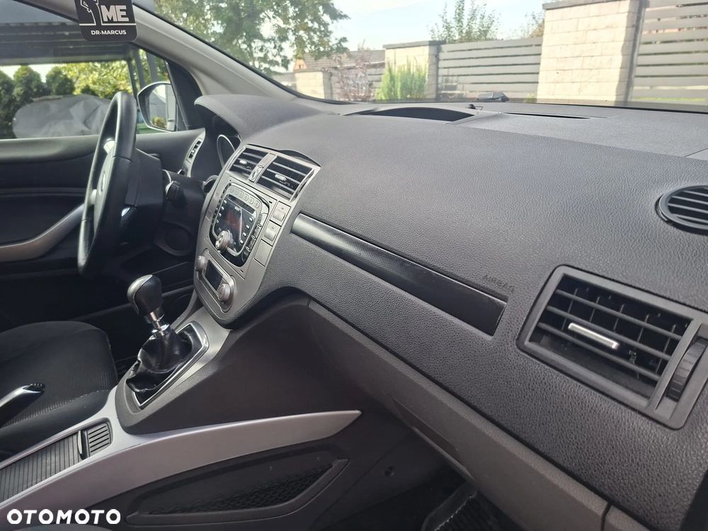 Ford Kuga - 20