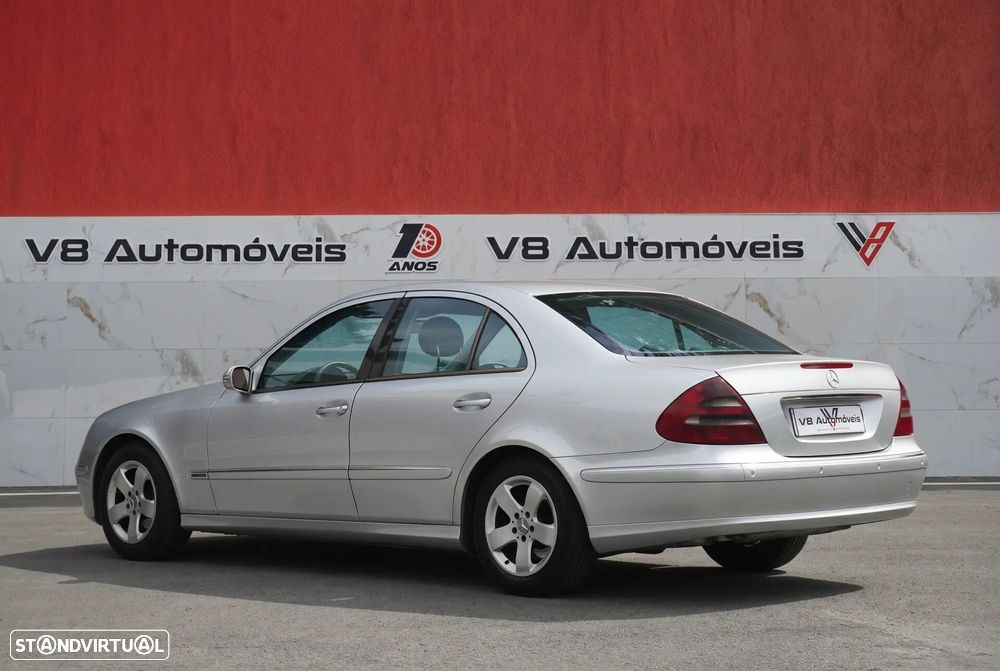 Mercedes-Benz E 220 CDi Elegance - 4
