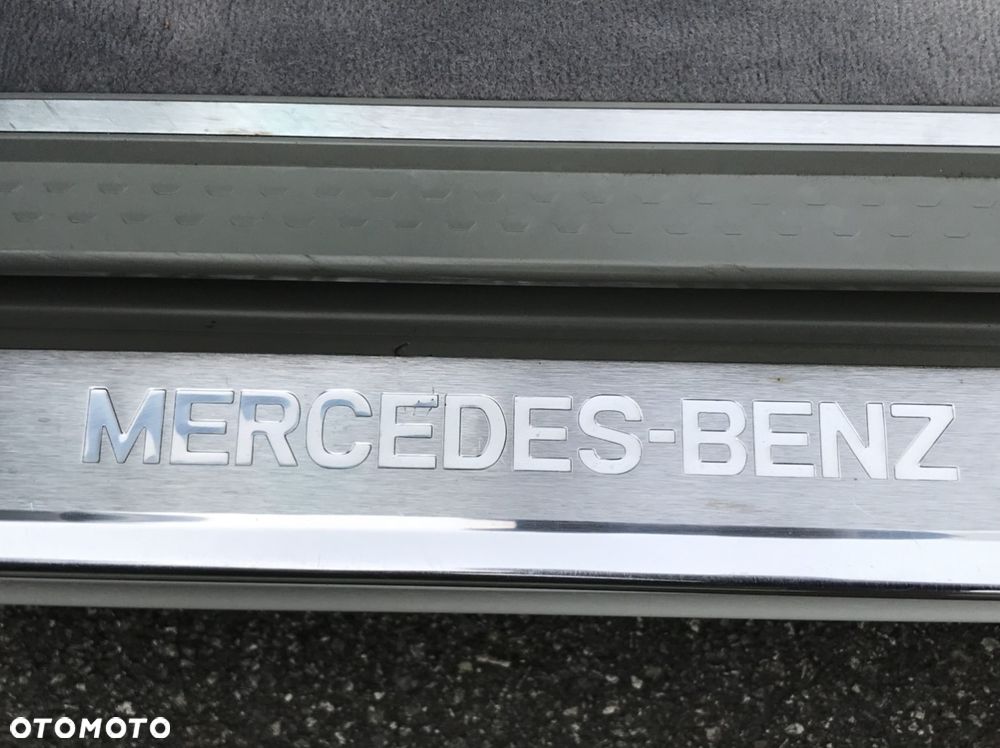 Mercedes-Benz SL - 21