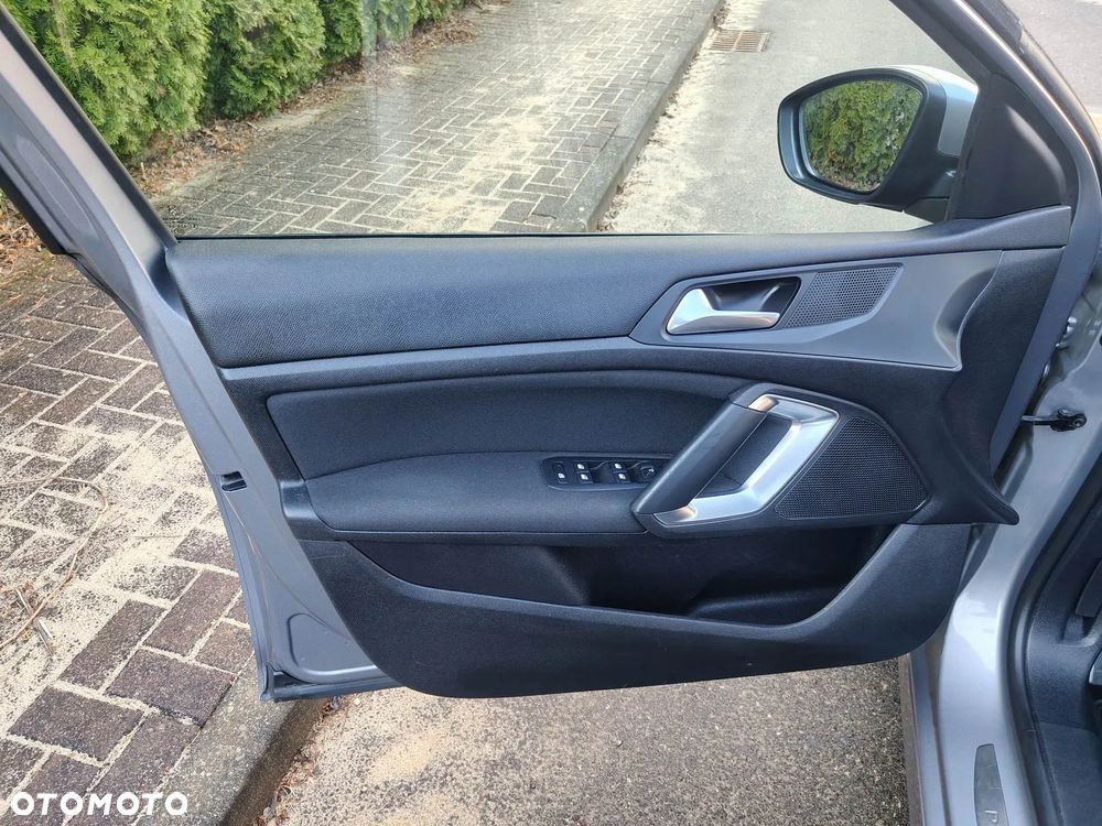 Peugeot 308 PureTech 130 Stop & Start Style - 33