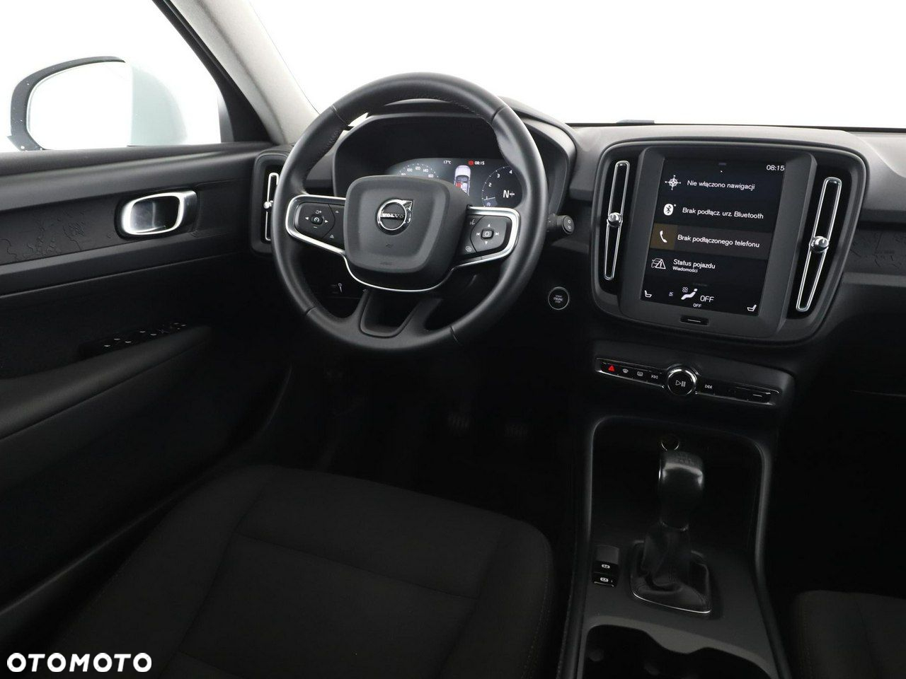 Volvo XC 40 T2 Momentum Core - 16