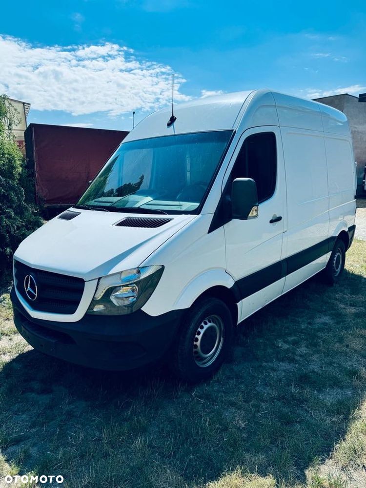 Mercedes-Benz Sprinter - 1