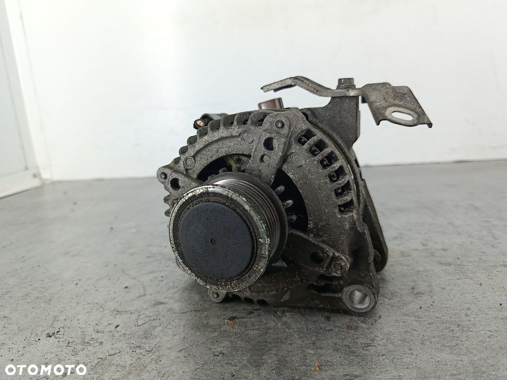 ALTERNATOR TOYOTA YARIS II 27060-0N040  104210-2320  DENSO 1.4 D-4D - 3