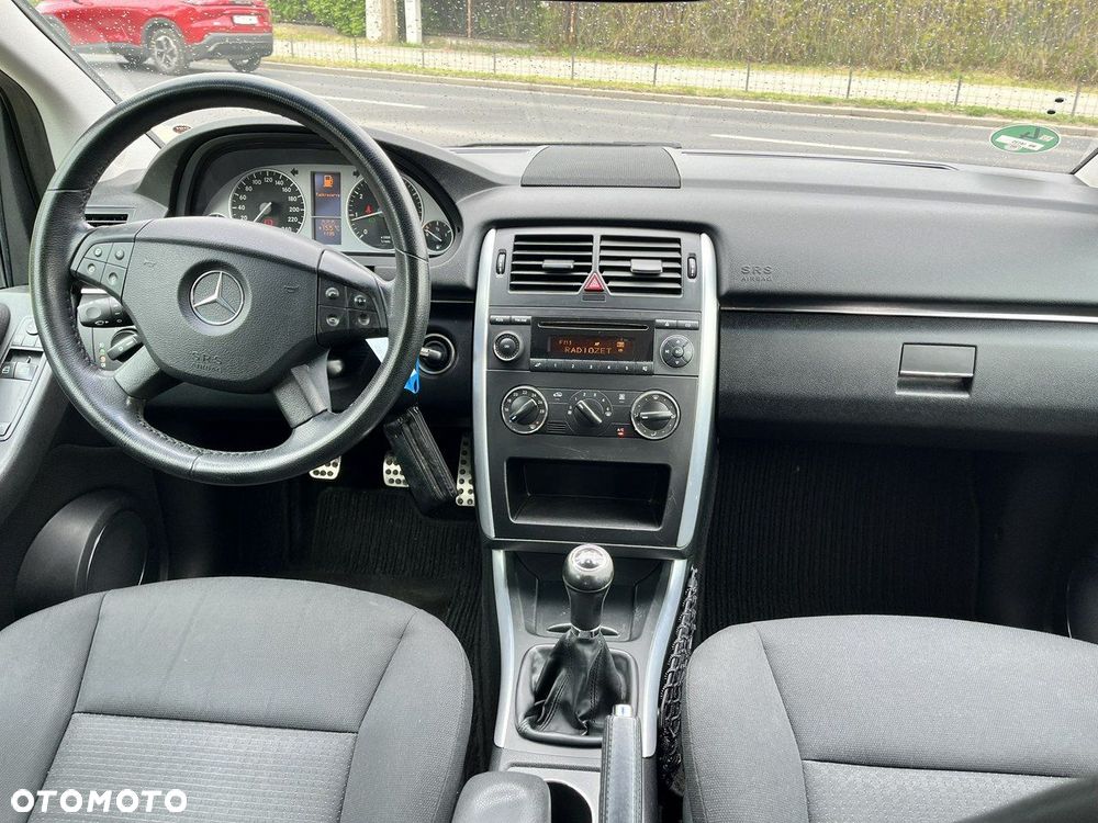 Mercedes-Benz Klasa B 170 - 12