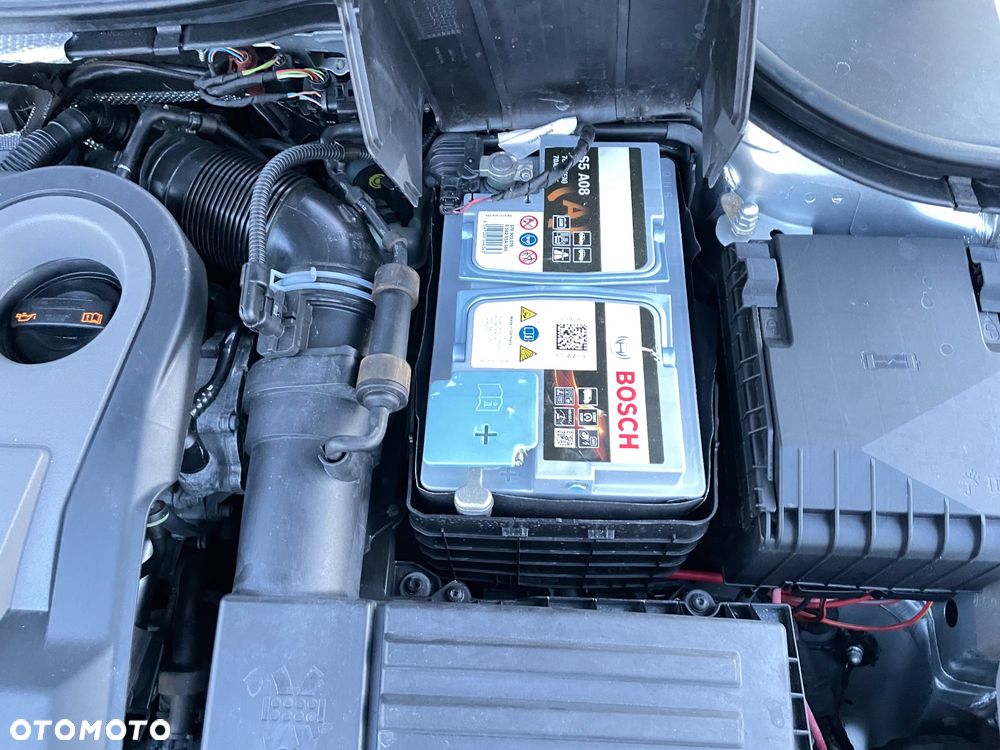 Volkswagen Passat - 36