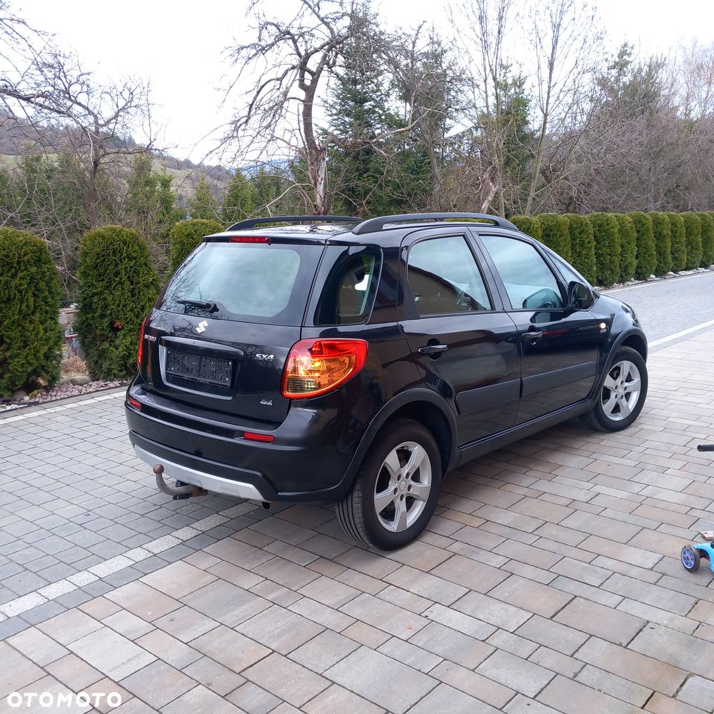 Suzuki SX4 2.0 DDiS 4x4 Comfort - 3