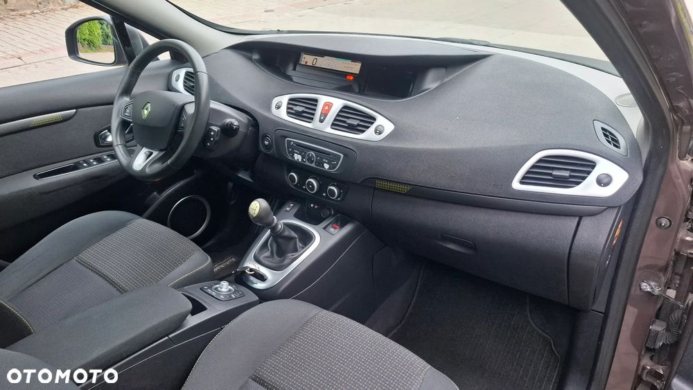 Renault Scenic 1.6 16V 110 Expression - 7