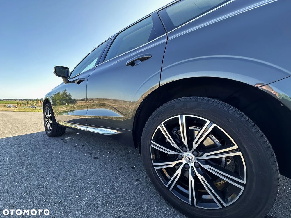 Volvo XC 60 B4 D AWD Geartronic Inscription - 17