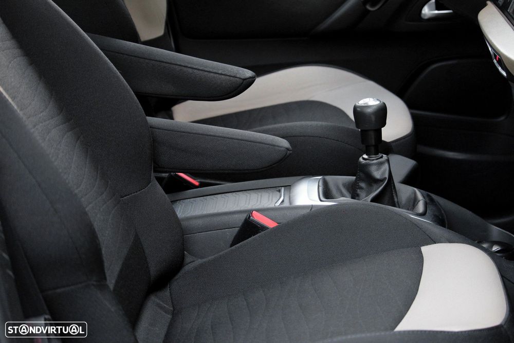 Citroën C4 Picasso 1.6 e-HDi Exclusive - 19