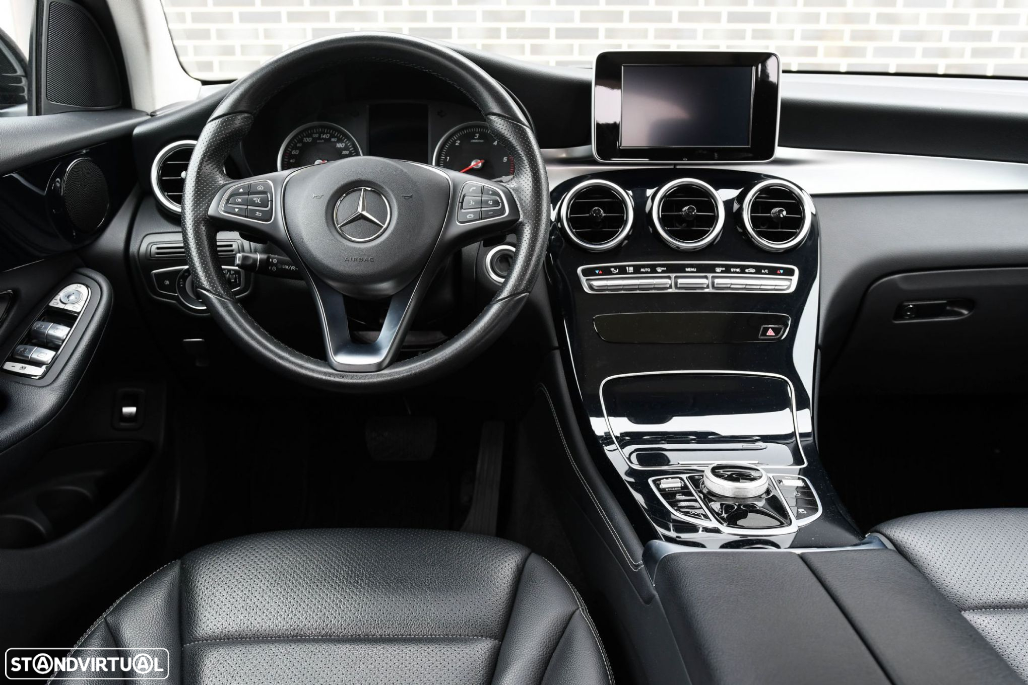 Mercedes-Benz GLC 250 d 4-Matic - 29