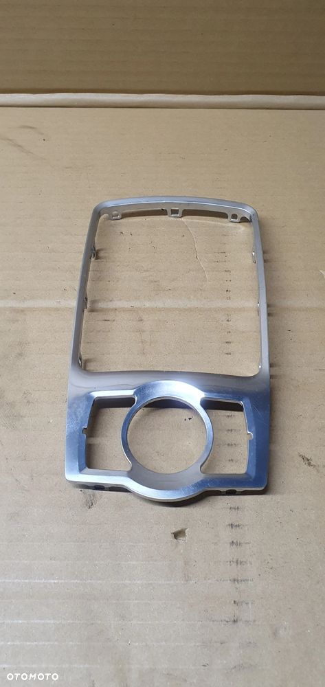 Ramka dekor tunelu zmiany biegów chrom Audi A6 C6 4F0864260A - 2