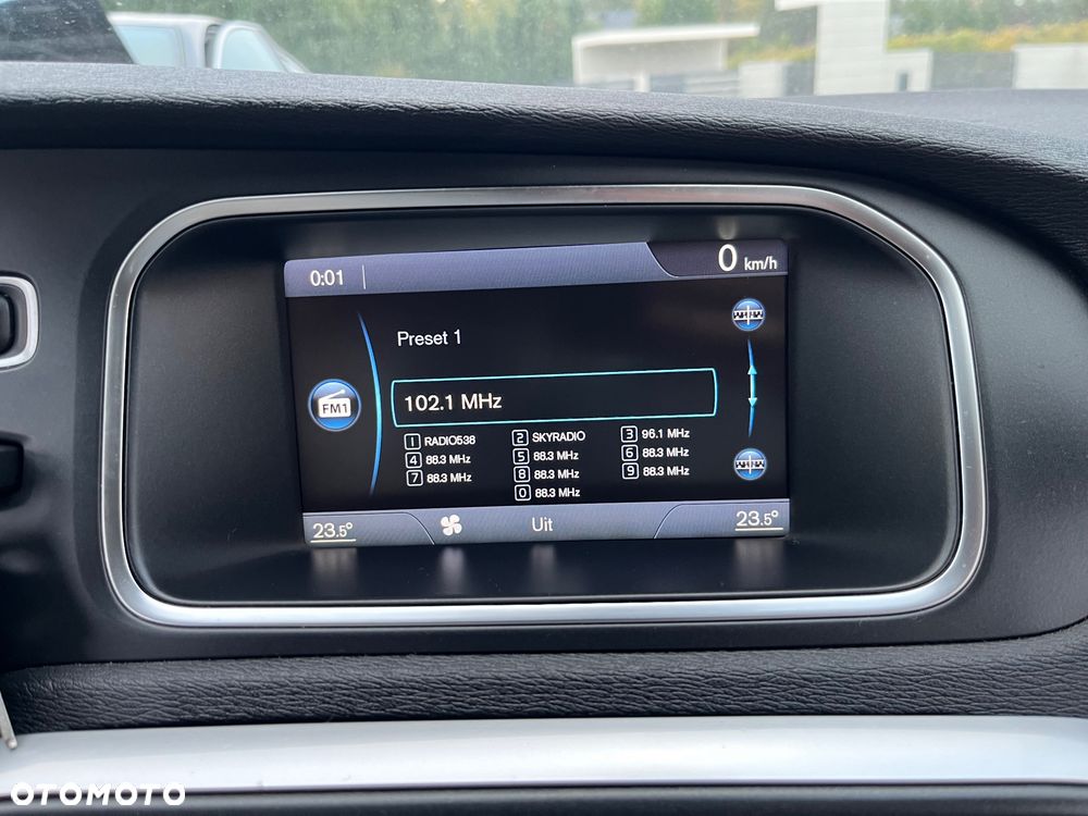 Volvo V40 - 17