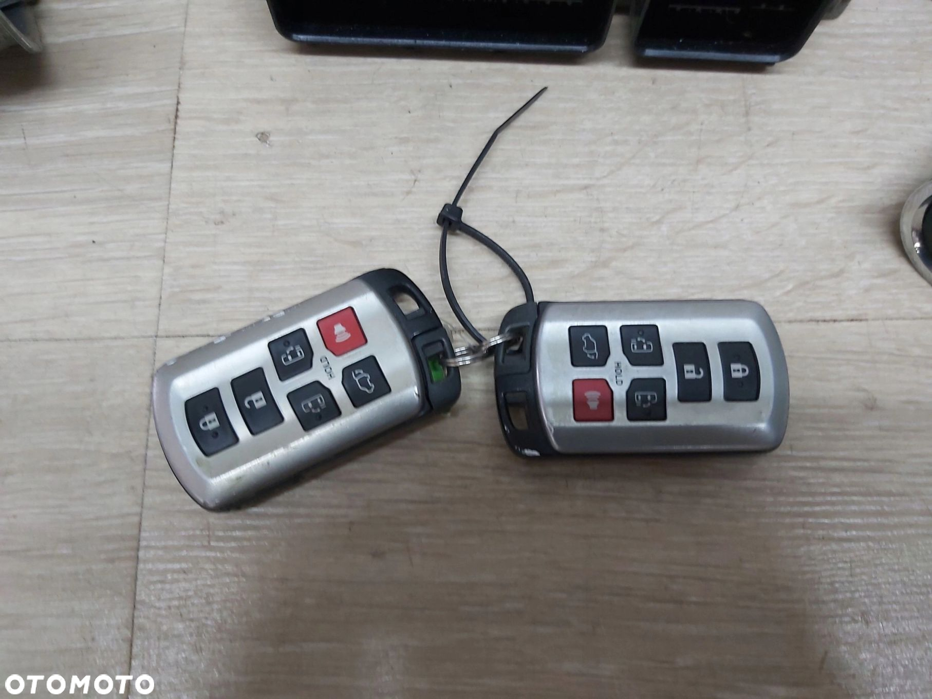 TOYOTA Sienna 15-16r 3,5 v6 pilot kluczyk komputer Zestaw odpalenia - 2