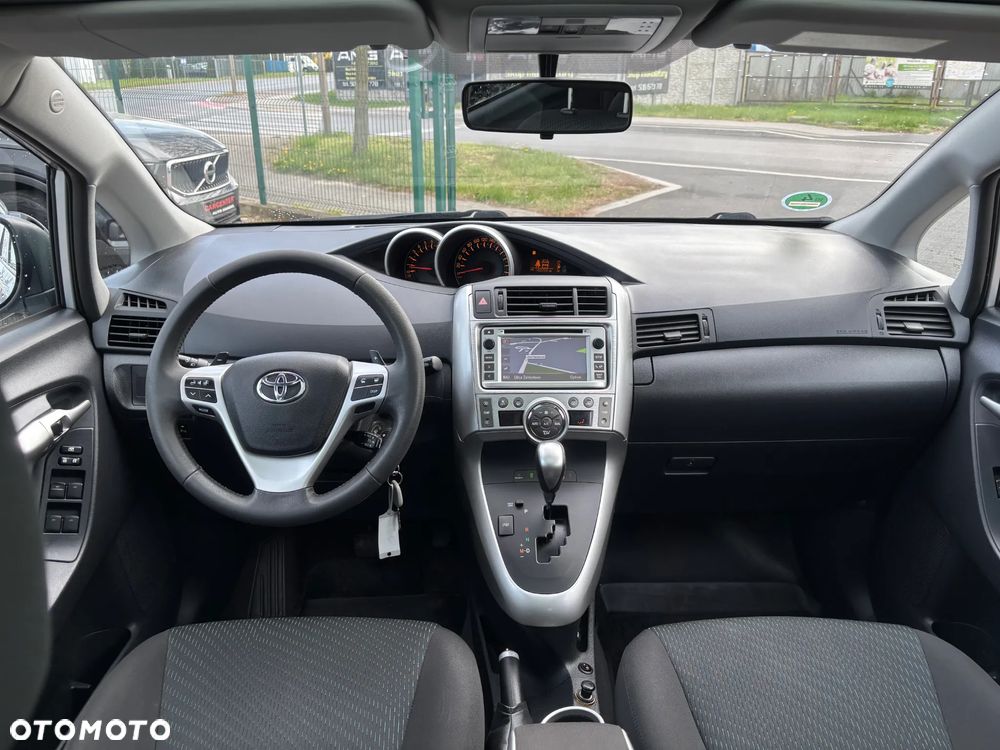 Toyota Verso 1.8 Sol EU5 MS - 17
