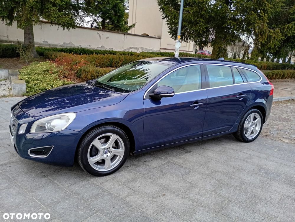 Volvo V60 T4 Edition - 9