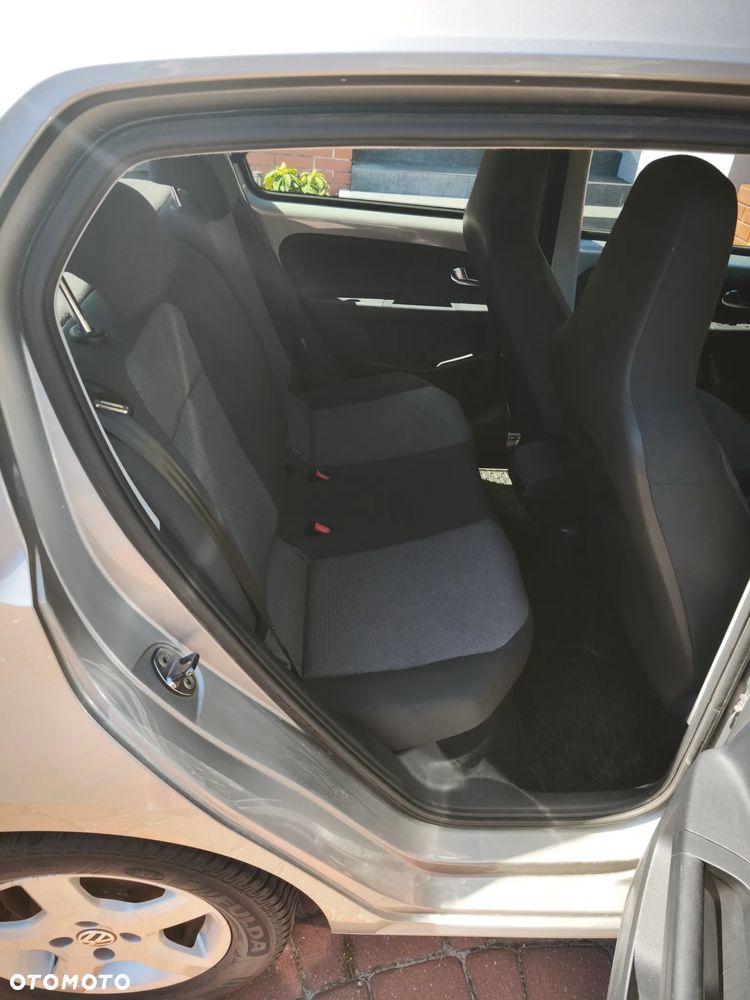 Volkswagen up! 1.0 move - 22