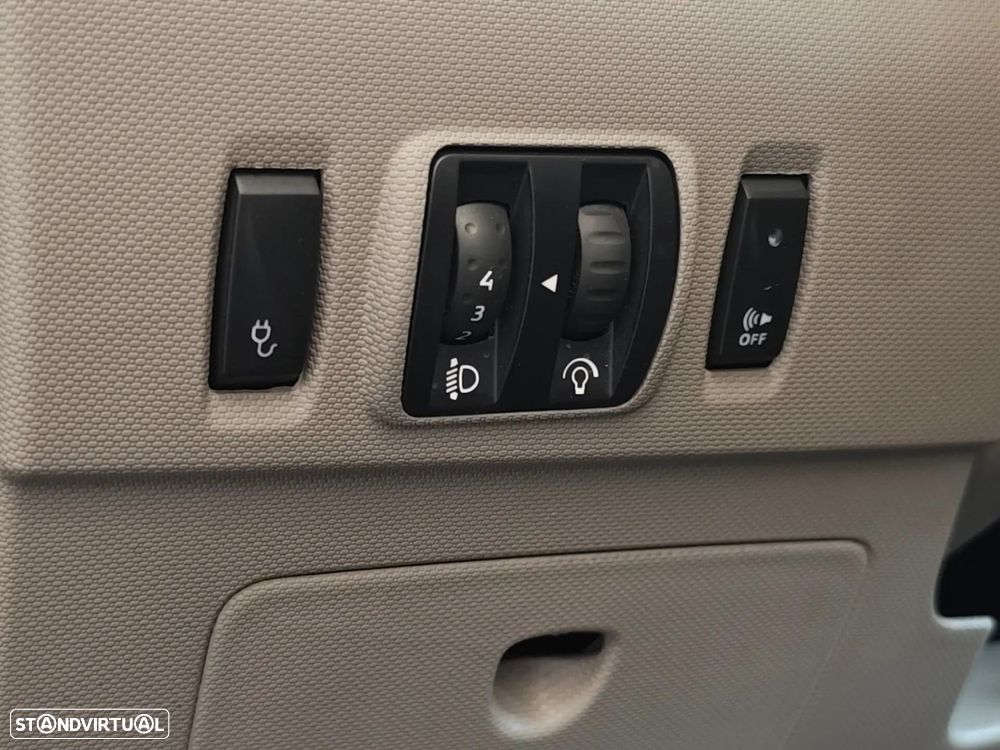 Renault Zoe (c/ Bateria) Life - 26