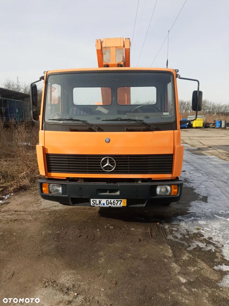 Mercedes-Benz 809 - 5