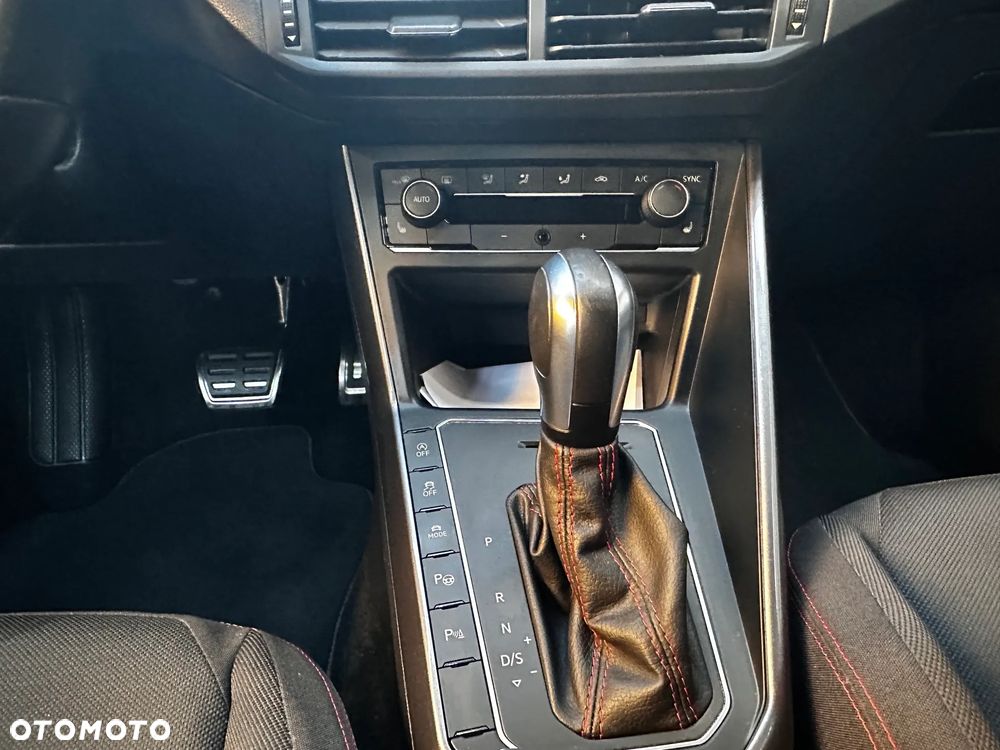 Volkswagen Polo 2.0 TSI OPF DSG GTI - 35
