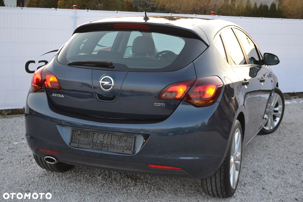 Opel Astra 2.0 CDTI DPF Automatik Innovation - 16