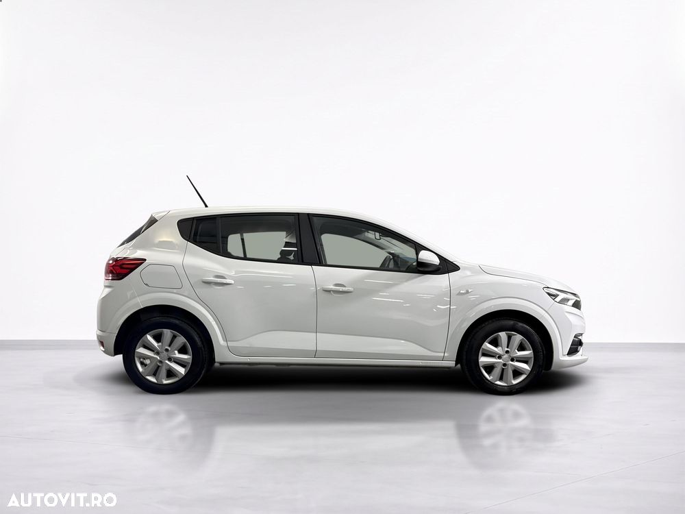 Dacia Sandero - 7