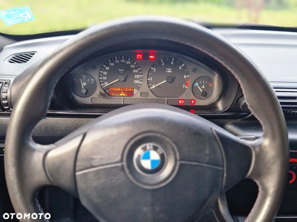 BMW Seria 3 318ti - 9