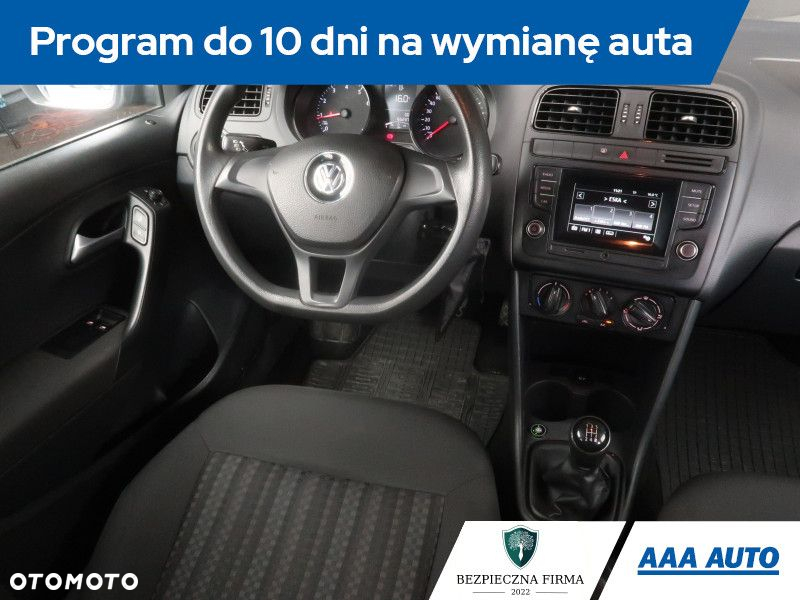 Volkswagen Polo - 8