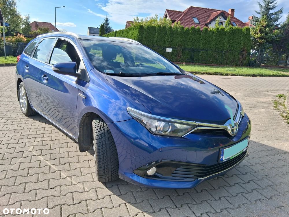 Toyota Auris - 2