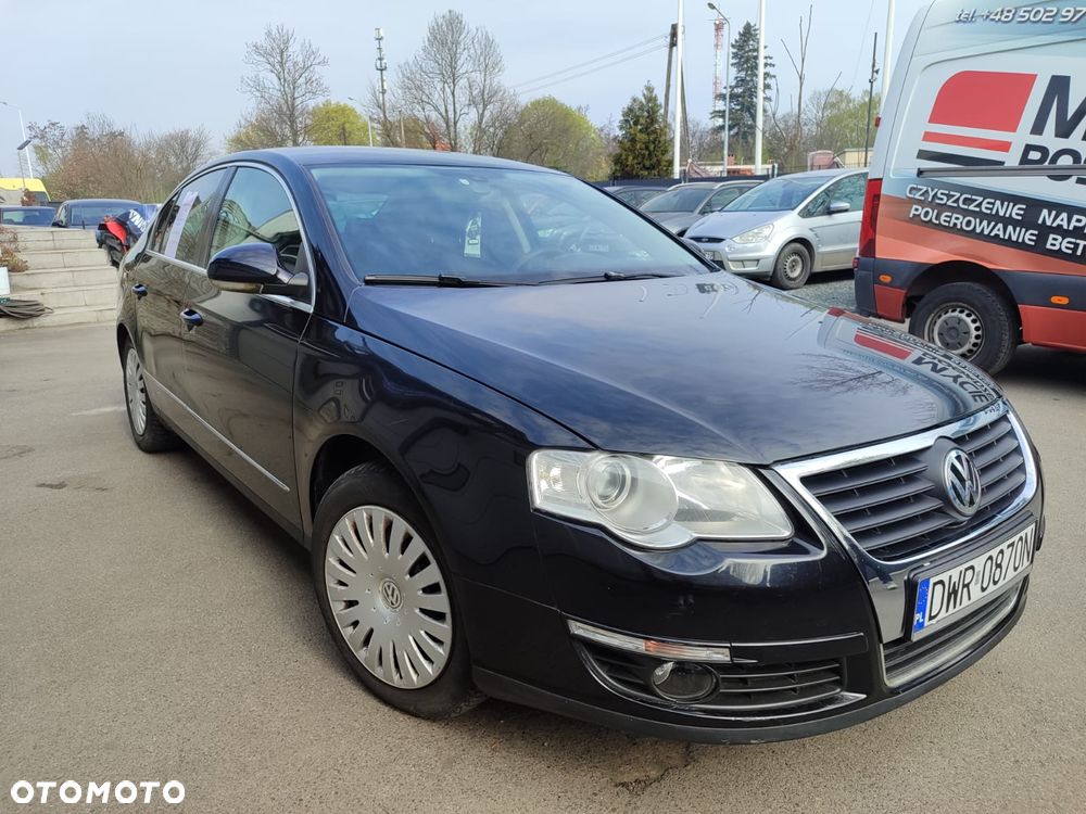 Volkswagen Passat 1.9 TDI Comfortline - 3