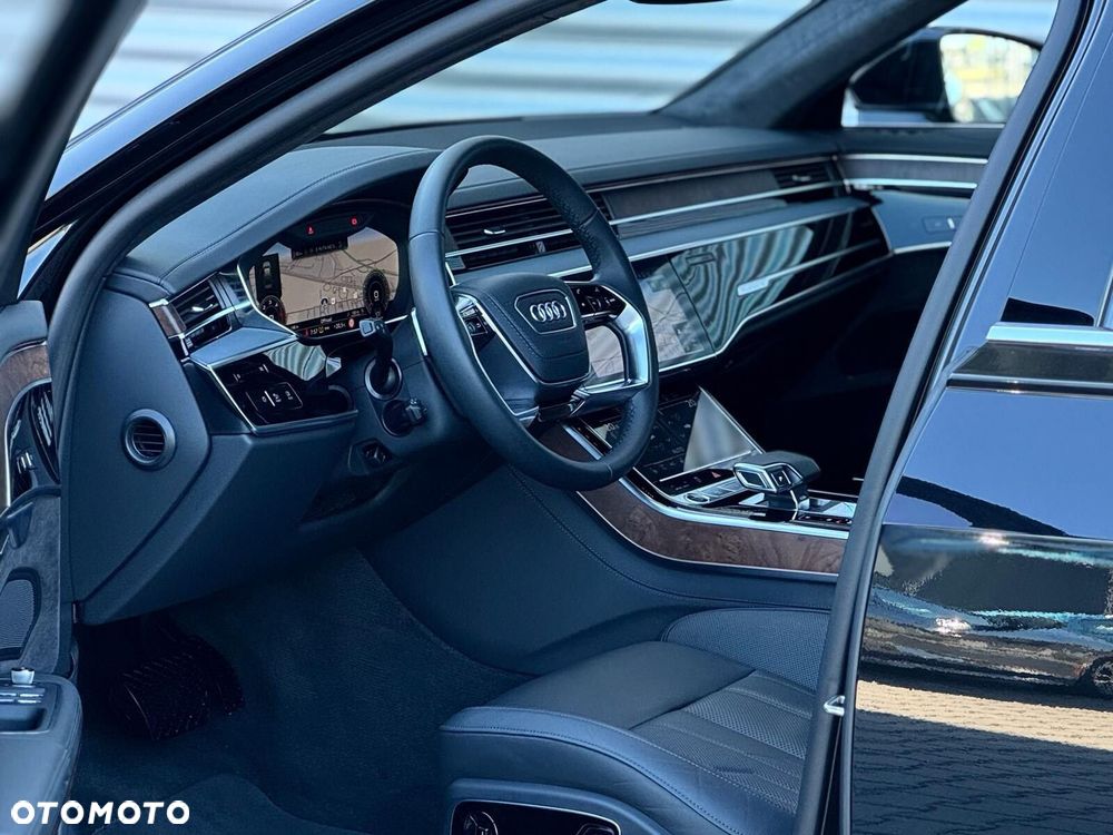 Audi A8 - 10