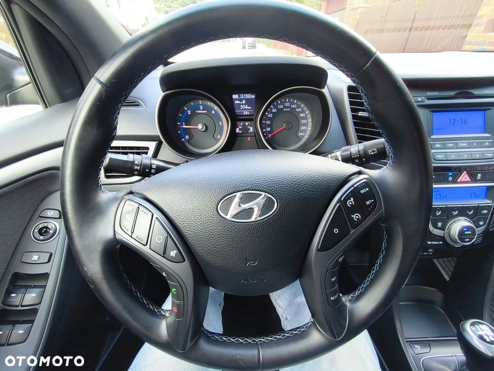Hyundai i30 1.6 D GO - 6