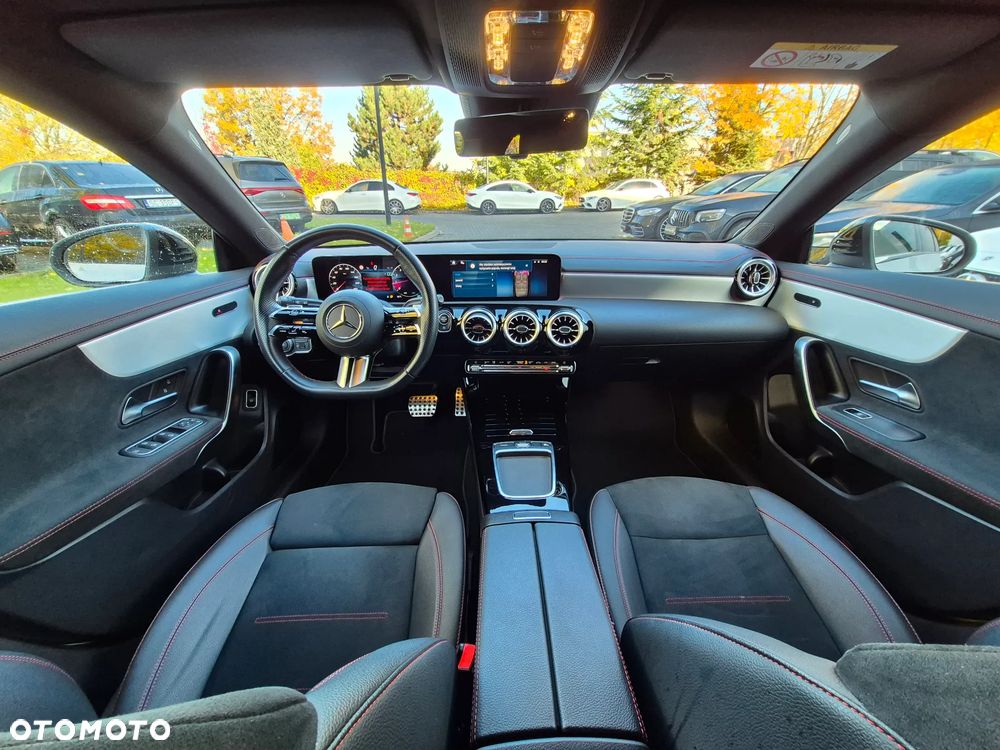 Mercedes-Benz CLA 200 AMG Line 7G-DCT - 22