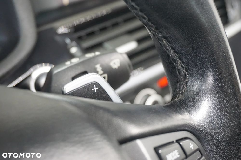 BMW X3 xDrive35d - 33