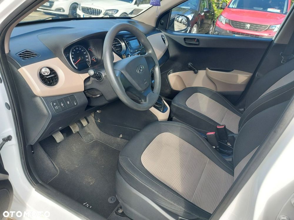 Hyundai i10 - 12