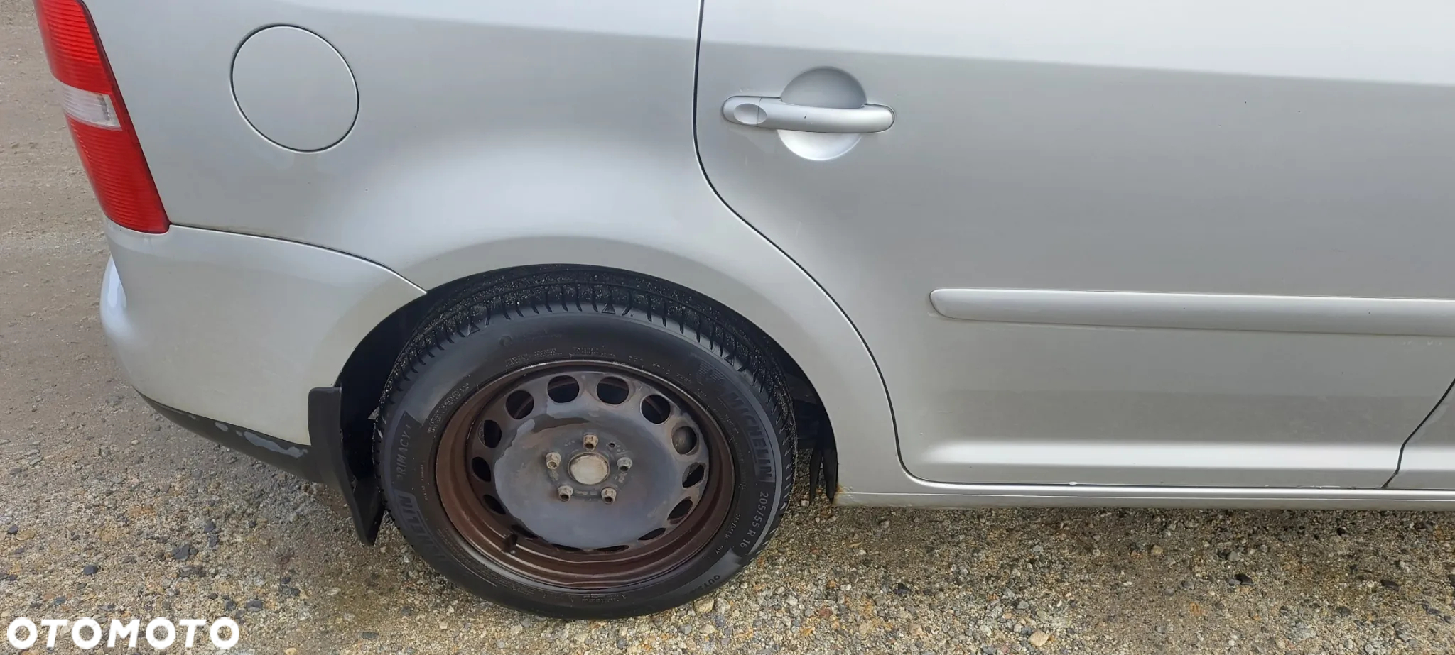 Volkswagen Touran 1.9 TDI Highline - 12