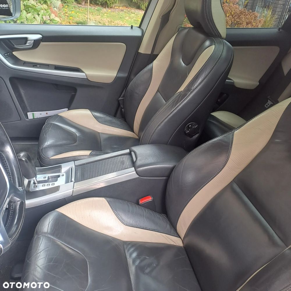 Volvo XC 60 D3 R Design - 9