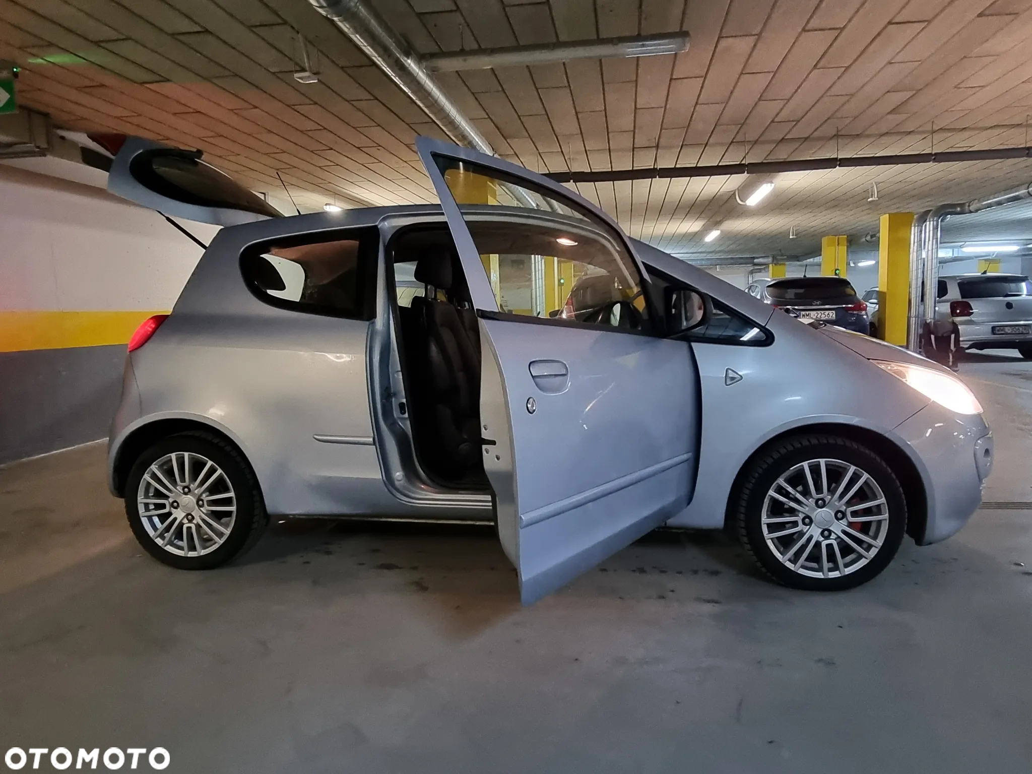 Mitsubishi Colt - 16
