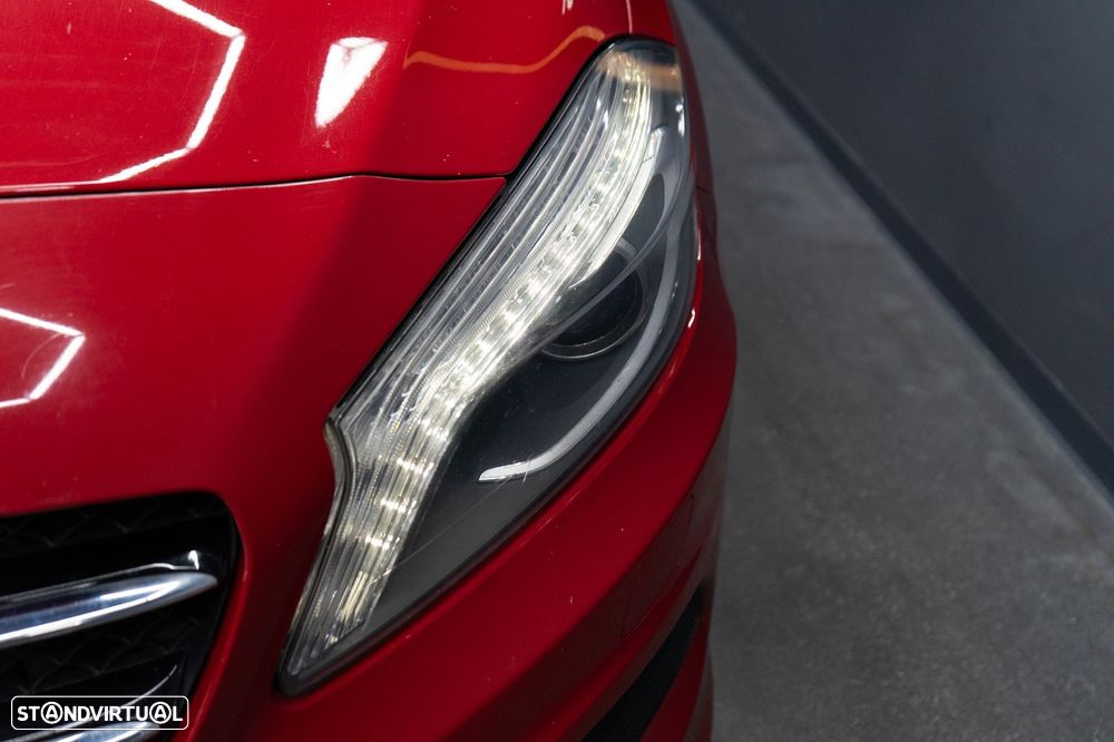 Mercedes-Benz A 180 d AMG Line - 17