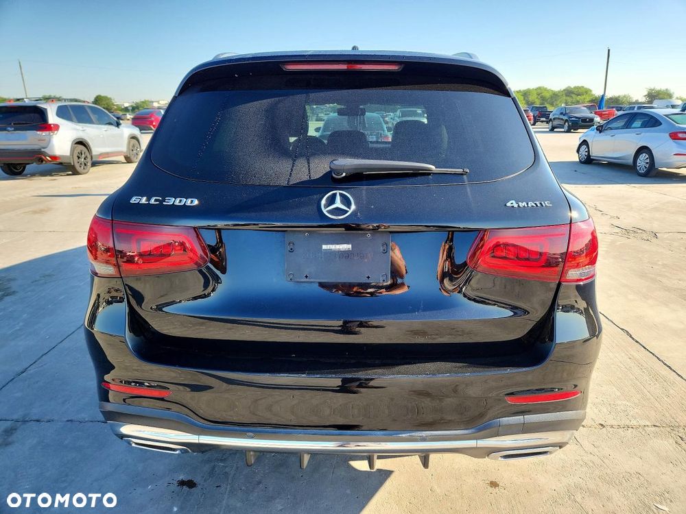 Mercedes-Benz GLC 300 4-Matic - 6