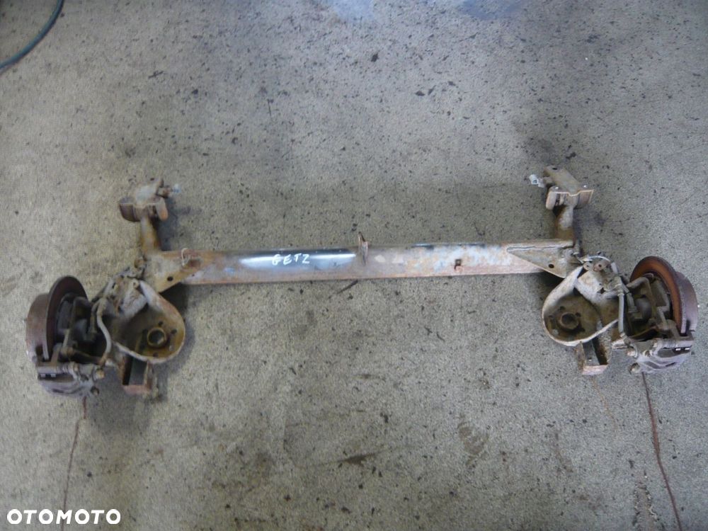 Belka zawieszenia tylnego oś wózek sanki komplet Hyundai Getz - 1