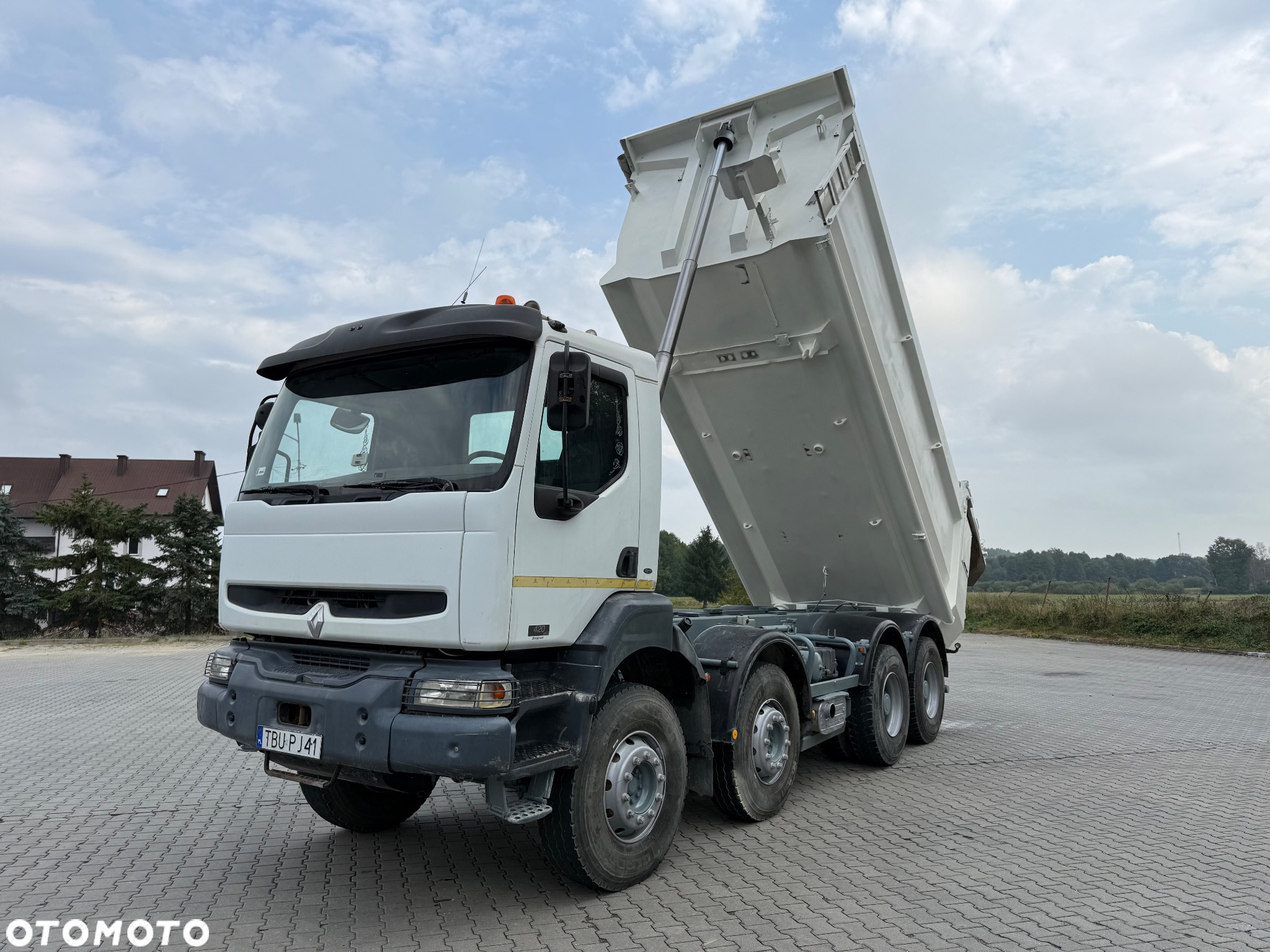 Renault Kerax 420 DCI 8x4 - 11