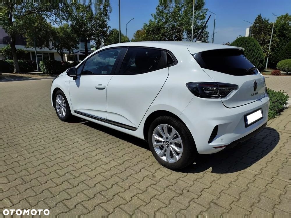 Renault Clio - 7