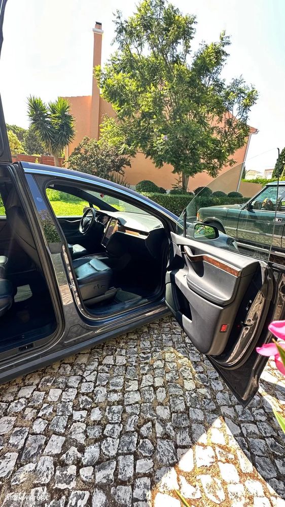 Tesla Model X 100 kWh Long Range AWD - 3