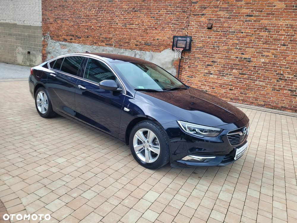 Opel Insignia 1.5 T Exclusive S&S - 8
