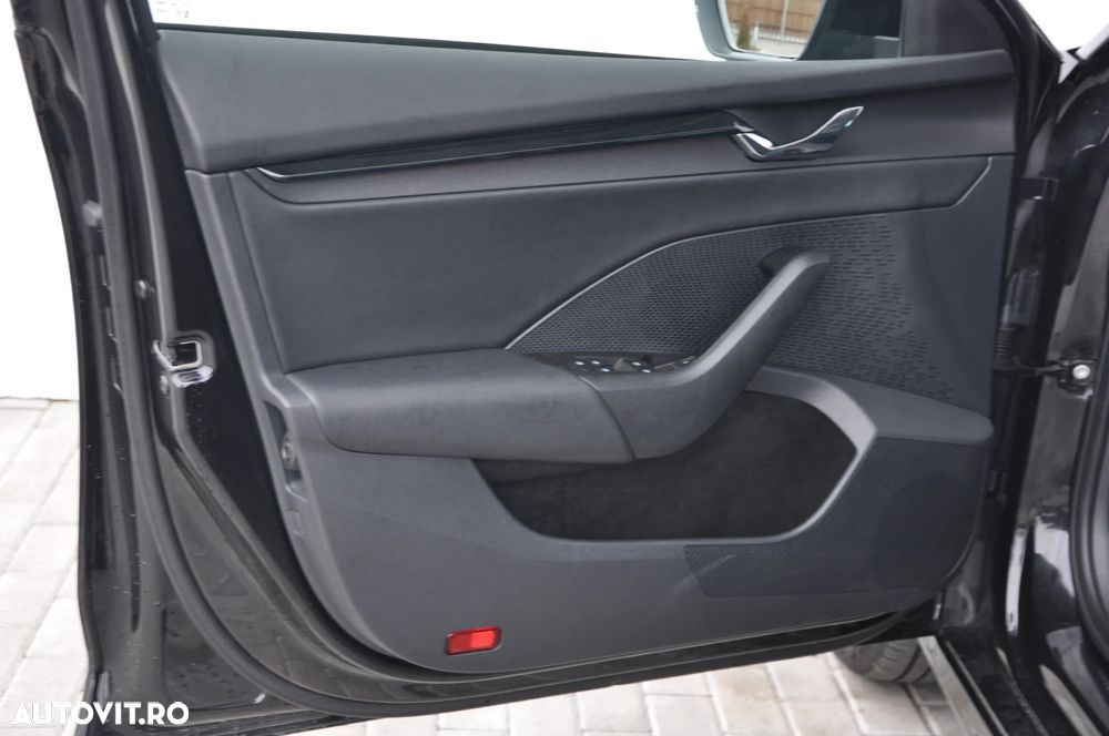 Skoda Octavia 1.5 TSI e-TEC DSG Clever - 13