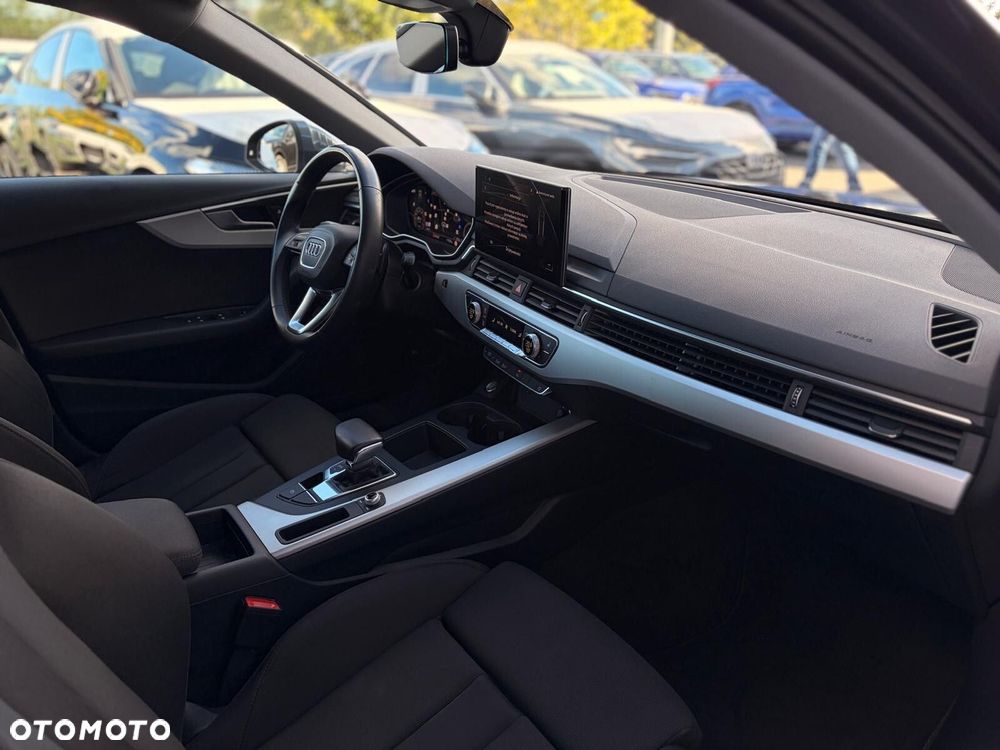 Audi A4 Avant 40 TFSI mHEV S Line S tronic - 24