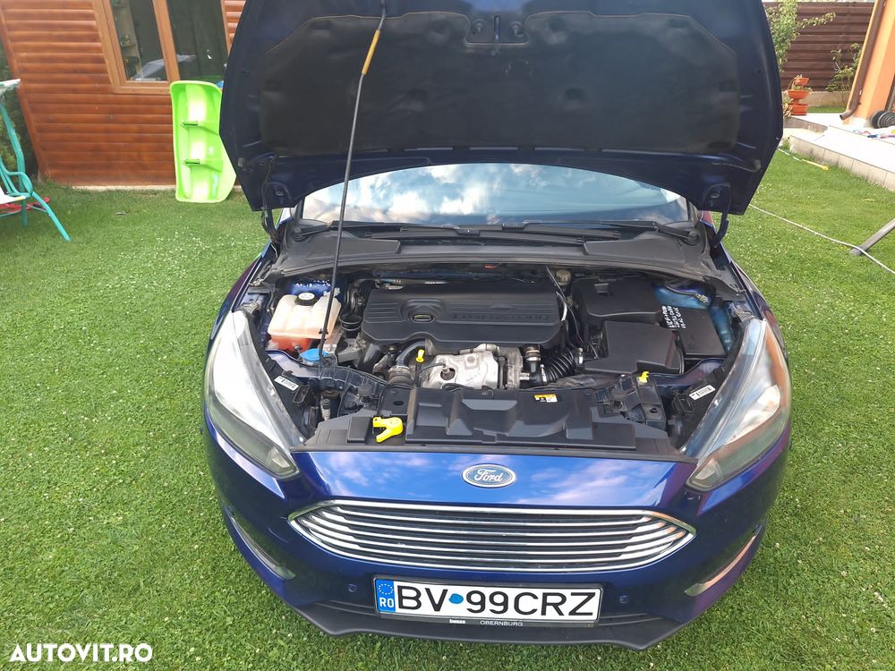 Ford Focus - 8