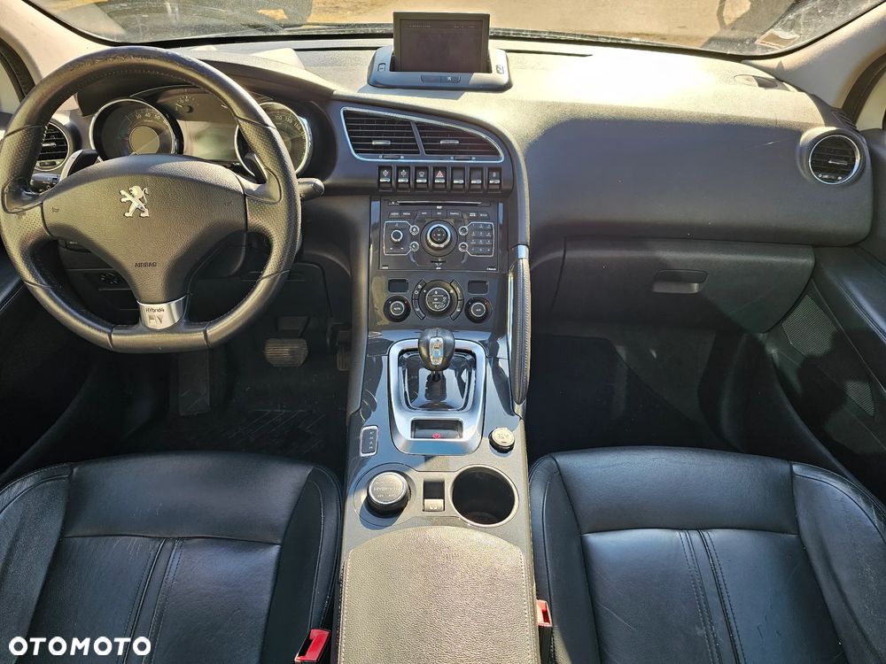 Peugeot 3008 2.0 HDi HYbrid4 - 9