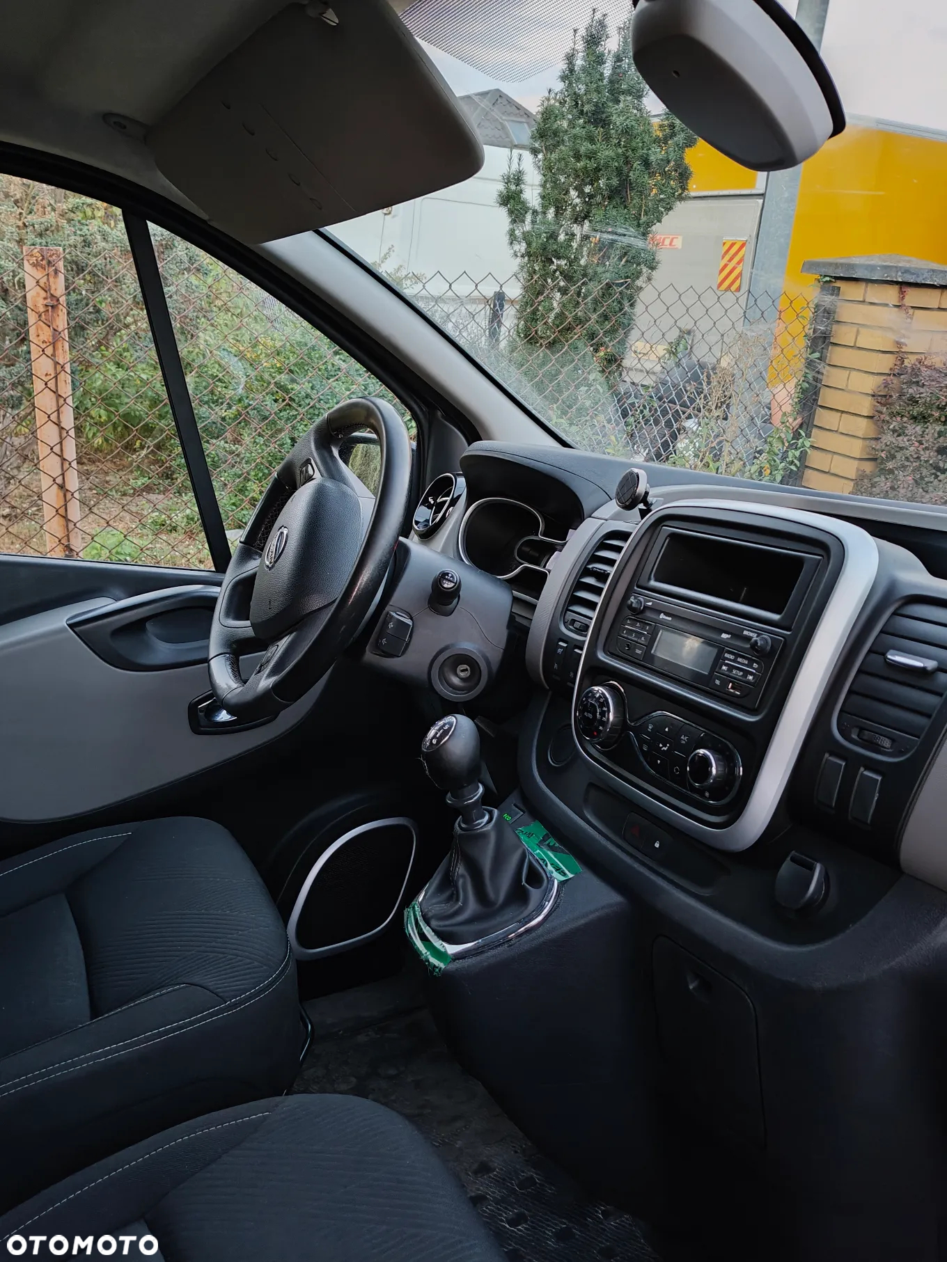 Nissan NV300 - 20